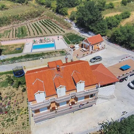 Ξενοδοχείο Aniva