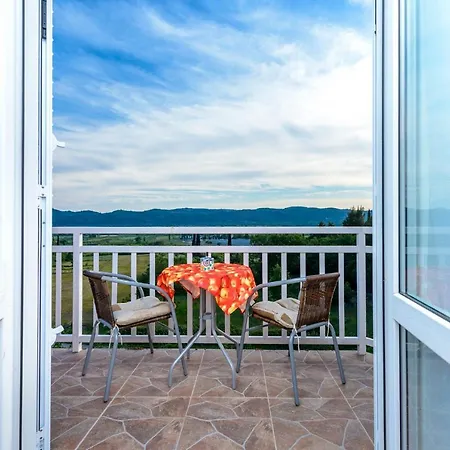 Hotel Aniva