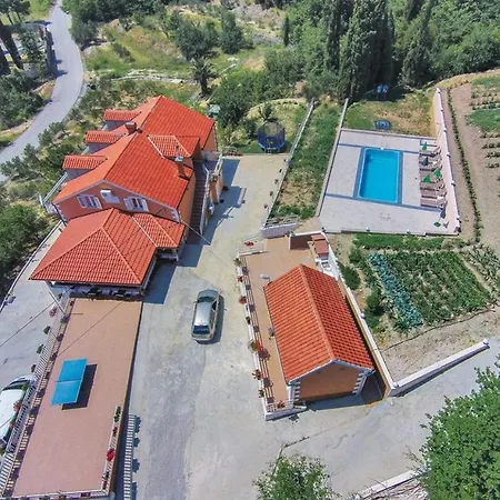 Aniva Hotel Pridvorje